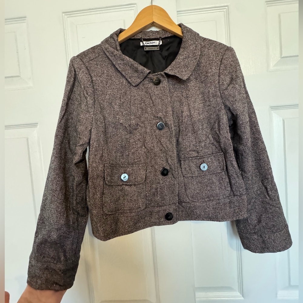 DKNY Cropped Wool Blend Jacket Blazer with Metallic Thread - Picture 8 of 8
